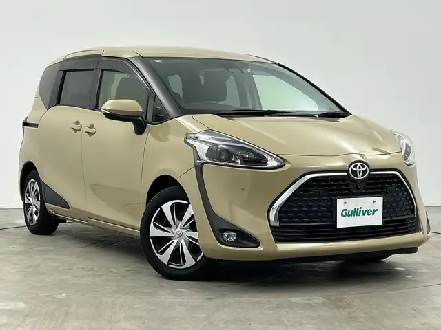 トヨタ シエンタ G クエロ 三重県 2020(令2)年 3.4万km ベージュ /禁煙車//純正ナビ（フルセグ/BT/CD/DVD/AM/FM) //全周囲カメラ //シートヒーター(D/N席）//ドラレコ前後 //両側パワスラ //TVキャンセラー //ステアリングヒーター //ETC //プリクラッシュセーフティ//レーンキープアシスト//LEDヘッドライト//前後コーナーセンサー
