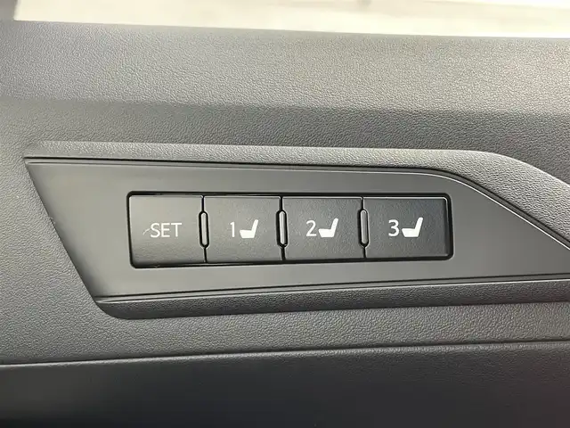 トヨタ アルファード S Cパッケージ 大分県 2020(令2)年 4.8万km ホワイトパールクリスタルシャイン トヨタセーフティセンス/・プリクラッシュセーフティ/・レーントレーシングアシスト/・レーダークルーズコントロール/・オートマチックハイビーム/モデリスタエアロ/（フロント/サイド/リア）/純正ナビ/（フルセグ/CD/DVD/Bluetooth）/フリップダウンモニター/ツインムーンルーフ/デジタルインナーミラー/バックカメラ/シートヒーター・ベンチレーション/パワーシート/（D席ポジションメモリー）/ビルトインETC/両側パワースライドドア/ステアリングスイッチ/保証書・取扱説明書