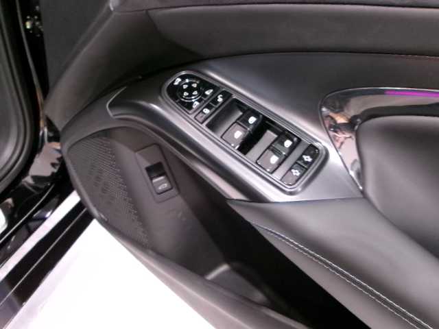 ＢＹＤ ＢＹＤ シール 奈良県 2025(令7)年 0.6万km 黒 /4WD/スマートキー×2個/プッシュスタート/純正ディスプレイオーディオ/純正全方位カメラ/ムーンルーフ/本革レザーシート/シートヒーター/パワーシート/19インチアルミ/パワートランク