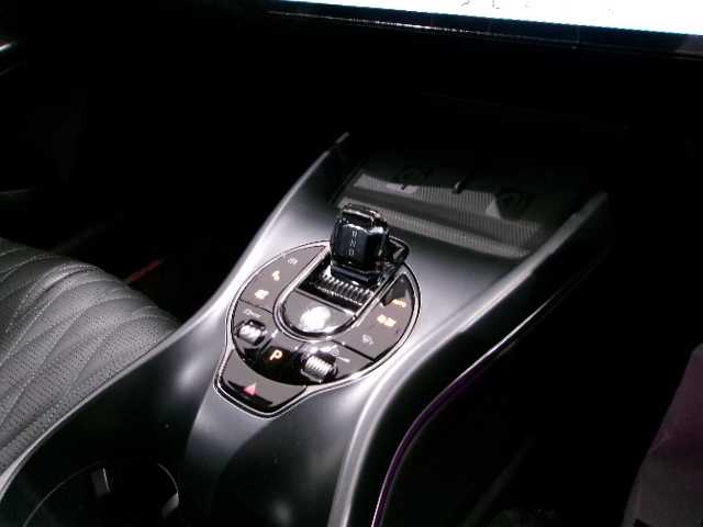 ＢＹＤ ＢＹＤ シール 奈良県 2025(令7)年 0.6万km 黒 /4WD/スマートキー×2個/プッシュスタート/純正ディスプレイオーディオ/純正全方位カメラ/ムーンルーフ/本革レザーシート/シートヒーター/パワーシート/19インチアルミ/パワートランク