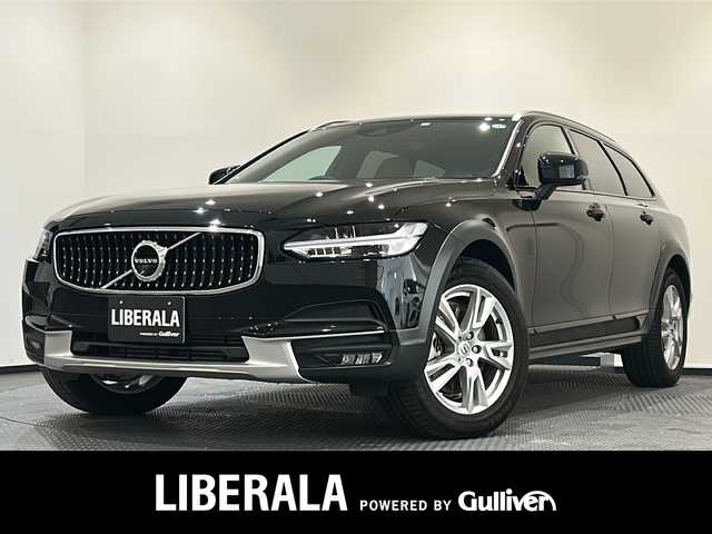 ボルボ Ｖ９０ クロスカントリー T5 AWD モメンタム 新潟県 2018(平30)年 3.4万km オニキスブラックP ワンオーナー/Applecarplay/Android-auto/インテリセーフ/-シティセーフティブレーキ/-レーンキープアシスト/-ブラインドスポットモニター/-クロストラフィックアシスト/-360°カメラ/-アダプティブクルーズコントロール/純正HDDナビ/フルセグTV/ETC/パワーシート/シートヒーター/ステアリングヒーター/パワーバックドア/スペアキー1本/保証書/取扱説明書