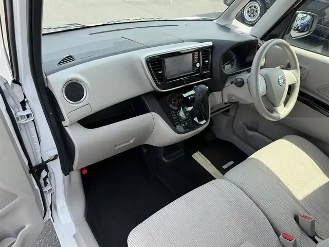 日産 デイズ ルークス X Vセレ +SeftyⅡ 青森県 2015(平27)年 8.7万km ホワイトパール 4WD/純正SDナビ・フルセグTV/アラウンドビューモニター/ETC/片側パワースライドドア/運転席シートヒーター/エマージェンシーブレーキ/踏み間違い防止アシスト/横滑り防止機能/シートバックテーブル/後席サンシェード/インテリキー/LEDヘッドライト