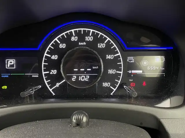 日産 ノート e－パワー X 岡山県 2018(平30)年 6.6万km ガーネットレッド 純正7インチSDナビ/（CD/DVD/TV/BT)/全方位カメラ/ステアリングスイッチ/デジタルミラー/コーナーセンサー/オートライト/ドライブレコーダー/純正15インチアルミホイール/純正フロアマット/純正ドアバイザー