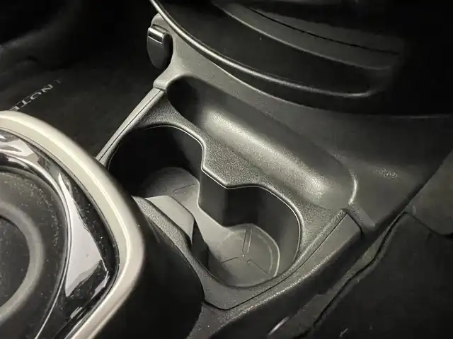 日産 ノート e－パワー X 岡山県 2018(平30)年 6.6万km ガーネットレッド 純正7インチSDナビ/（CD/DVD/TV/BT)/全方位カメラ/ステアリングスイッチ/デジタルミラー/コーナーセンサー/オートライト/ドライブレコーダー/純正15インチアルミホイール/純正フロアマット/純正ドアバイザー