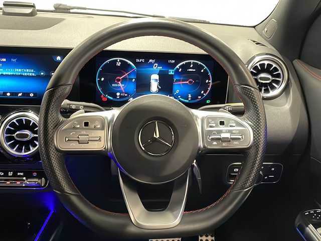 メルセデス・ベンツ ＧＬＡ２００ｄ 4マチック AMGライン 新潟県 2020(令2)年 3.5万km コスモスブラック レーダーセーフティパッケージ/・アダプティブディスタンスアシスト・ディストロニック/・アクティブブレーキアシスト/・アクティブレーンキーピングアシスト/ナビゲーションパッケージ/・TV/USB/BT/パノラミックスライディングルーフ/アテンションアシスト/ブラインドスポットアシスト/レーンチェンジアシスト/アクティブステアリングアシスト/ダウンヒル・スピード・レギュレーション/インテリジェントライトシステム/ロケイターライティング/アンビエントライト/360°カメラシステム/D席N席パワーシート/シートヒーター/ETC2.0/ドライブレコーダー