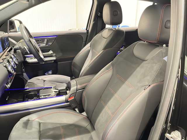 メルセデス・ベンツ ＧＬＡ２００ｄ 4マチック AMGライン 新潟県 2020(令2)年 3.5万km コスモスブラック レーダーセーフティパッケージ/・アダプティブディスタンスアシスト・ディストロニック/・アクティブブレーキアシスト/・アクティブレーンキーピングアシスト/ナビゲーションパッケージ/・TV/USB/BT/パノラミックスライディングルーフ/アテンションアシスト/ブラインドスポットアシスト/レーンチェンジアシスト/アクティブステアリングアシスト/ダウンヒル・スピード・レギュレーション/インテリジェントライトシステム/ロケイターライティング/アンビエントライト/360°カメラシステム/D席N席パワーシート/シートヒーター/ETC2.0/ドライブレコーダー