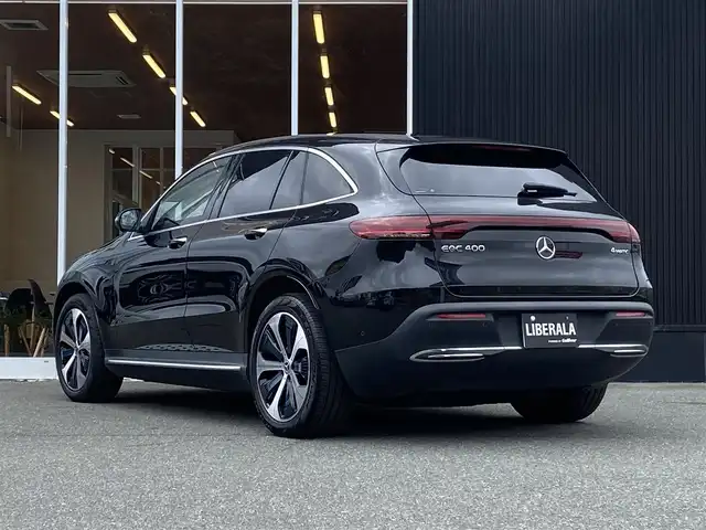 メルセデス・ベンツ ＥＱＣ４００ 4マチック 福岡県 2020(令2)年 4.8万km オブシディアンブラック ワンオーナ/レザーエクスクルーシブＰＫＧ/パノラミックスライディングルーフ/ブルメスターサウンド/禁煙車/３６０度カメラシステム/メモリー付きパワーシート/電動リアゲート/ヘッドアップディスプレイ/アクティブパーキングアシスト/メルセデス・ミー・コネクト/エアシート/シートヒーター