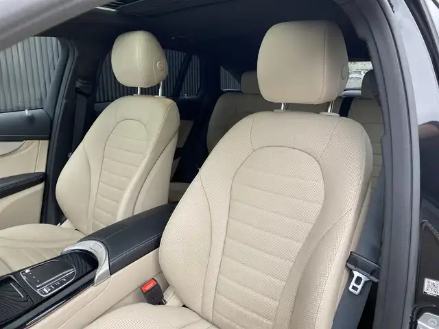 メルセデス・ベンツ ＥＱＣ４００ 4マチック 福岡県 2020(令2)年 4.8万km オブシディアンブラック ワンオーナ/レザーエクスクルーシブＰＫＧ/パノラミックスライディングルーフ/ブルメスターサウンド/禁煙車/３６０度カメラシステム/メモリー付きパワーシート/電動リアゲート/ヘッドアップディスプレイ/アクティブパーキングアシスト/メルセデス・ミー・コネクト/エアシート/シートヒーター