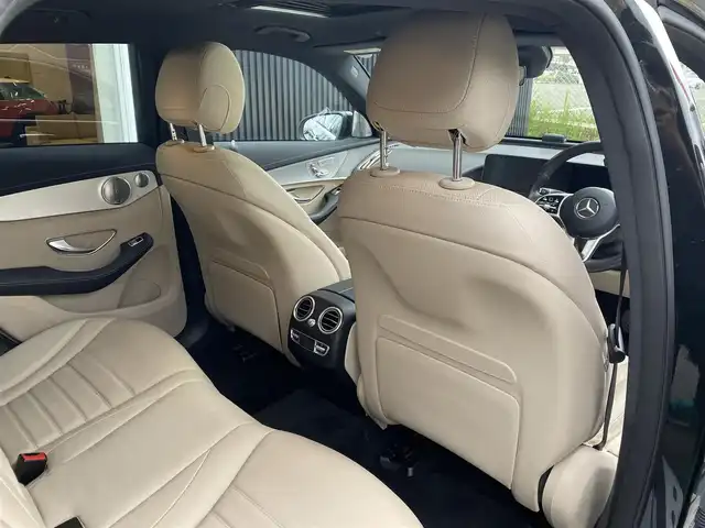 メルセデス・ベンツ ＥＱＣ４００ 4マチック 福岡県 2020(令2)年 4.8万km オブシディアンブラック ワンオーナ/レザーエクスクルーシブＰＫＧ/パノラミックスライディングルーフ/ブルメスターサウンド/禁煙車/３６０度カメラシステム/メモリー付きパワーシート/電動リアゲート/ヘッドアップディスプレイ/アクティブパーキングアシスト/メルセデス・ミー・コネクト/エアシート/シートヒーター