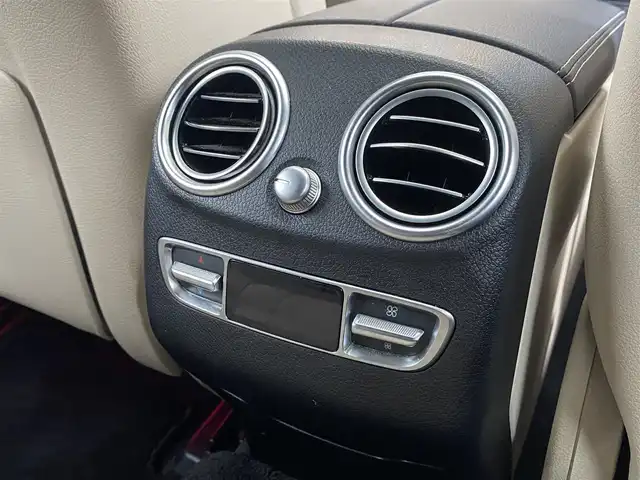 メルセデス・ベンツ ＥＱＣ４００ 4マチック 福岡県 2020(令2)年 4.8万km オブシディアンブラック ワンオーナ/レザーエクスクルーシブＰＫＧ/パノラミックスライディングルーフ/ブルメスターサウンド/禁煙車/３６０度カメラシステム/メモリー付きパワーシート/電動リアゲート/ヘッドアップディスプレイ/アクティブパーキングアシスト/メルセデス・ミー・コネクト/エアシート/シートヒーター