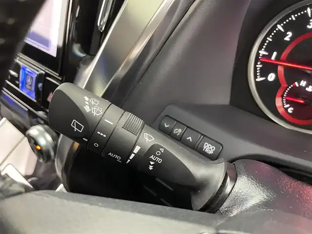 トヨタ アルファード S Cパッケージ 大分県 2018(平30)年 5.7万km ホワイトパールクリスタルシャイン ワンオーナー/ウェッズ・マーベリックアルミホイル20インチ/アルパイン11インチナビ/アルパインフリップダウンモニター/アルパインリフトアップスピーカー/社外ウーファー/Ti2000ローダウンサスペンション/LEDイエローバルブフォグランプ/サンルーフ/トヨタセーフティーセンス/シートメモリー/コーナーセンサー/ステアリングヒーター/バックカメラ/パワーシート/ウッドコンビハンドル・シフトノブ/ビルトインETC/ドライブレコーダー