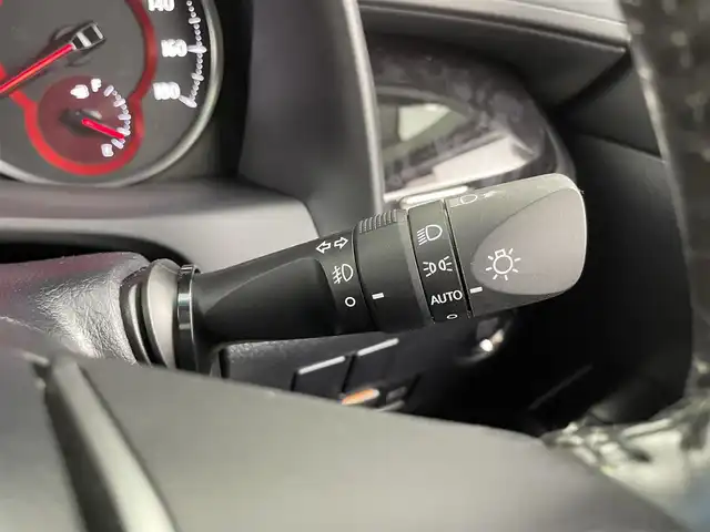 トヨタ アルファード S Cパッケージ 大分県 2018(平30)年 5.7万km ホワイトパールクリスタルシャイン ワンオーナー/ウェッズ・マーベリックアルミホイル20インチ/アルパイン11インチナビ/アルパインフリップダウンモニター/アルパインリフトアップスピーカー/社外ウーファー/Ti2000ローダウンサスペンション/LEDイエローバルブフォグランプ/サンルーフ/トヨタセーフティーセンス/シートメモリー/コーナーセンサー/ステアリングヒーター/バックカメラ/パワーシート/ウッドコンビハンドル・シフトノブ/ビルトインETC/ドライブレコーダー