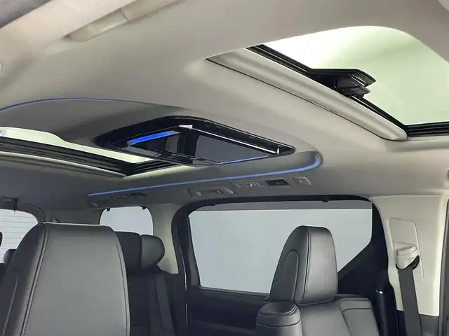 トヨタ アルファード S Cパッケージ 大分県 2018(平30)年 5.7万km ホワイトパールクリスタルシャイン ワンオーナー/ウェッズ・マーベリックアルミホイル20インチ/アルパイン11インチナビ/アルパインフリップダウンモニター/アルパインリフトアップスピーカー/社外ウーファー/Ti2000ローダウンサスペンション/LEDイエローバルブフォグランプ/サンルーフ/トヨタセーフティーセンス/シートメモリー/コーナーセンサー/ステアリングヒーター/バックカメラ/パワーシート/ウッドコンビハンドル・シフトノブ/ビルトインETC/ドライブレコーダー