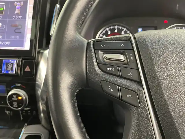 トヨタ アルファード S Cパッケージ 大分県 2018(平30)年 5.7万km ホワイトパールクリスタルシャイン ワンオーナー/ウェッズ・マーベリックアルミホイル20インチ/アルパイン11インチナビ/アルパインフリップダウンモニター/アルパインリフトアップスピーカー/社外ウーファー/Ti2000ローダウンサスペンション/LEDイエローバルブフォグランプ/サンルーフ/トヨタセーフティーセンス/シートメモリー/コーナーセンサー/ステアリングヒーター/バックカメラ/パワーシート/ウッドコンビハンドル・シフトノブ/ビルトインETC/ドライブレコーダー