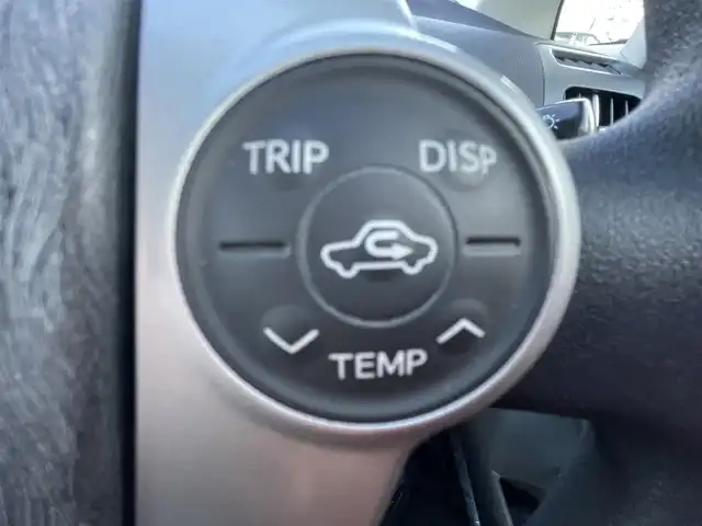 トヨタ プリウス S ツーリングセレクション 埼玉県 2011(平23)年 14.7万km ホワイトパールクリスタルシャイン 社外8インチHDDナビ（VIE-X088)/　（フルセグTV/CD・DVD/SD/HDD/ラジオ）/プッシュスタート/オートライト/純正フォグライト/ステアリングスイッチ/ETC/モードスイッチ（パワー/エコ/EV)/純正フロアマット/純正ドアバイザー/タイヤサイズ　　215/45/R17