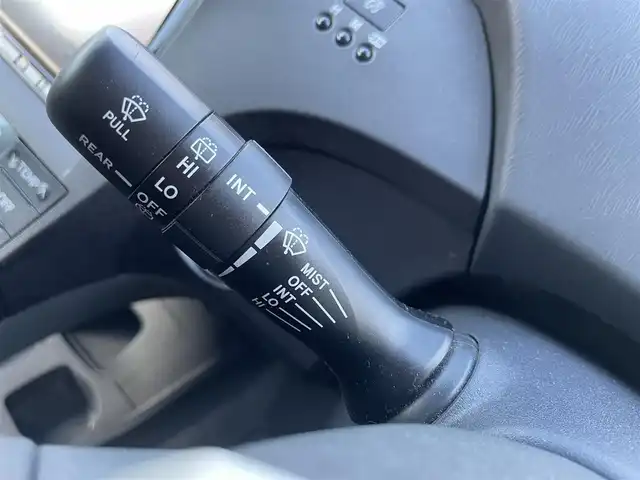 トヨタ プリウス S ツーリングセレクション 埼玉県 2011(平23)年 14.7万km ホワイトパールクリスタルシャイン 社外8インチHDDナビ（VIE-X088)/　（フルセグTV/CD・DVD/SD/HDD/ラジオ）/プッシュスタート/オートライト/純正フォグライト/ステアリングスイッチ/ETC/モードスイッチ（パワー/エコ/EV)/純正フロアマット/純正ドアバイザー/タイヤサイズ　　215/45/R17