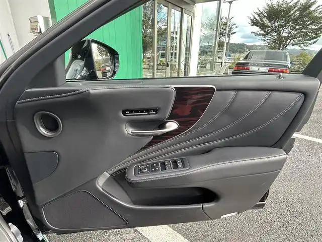 車両画像17