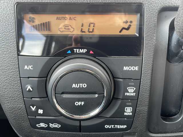 スズキ スペーシア G 栃木県 2017(平29)年 3万km ピュアホワイトP 社外ナビ/CD/USB/AUX/ipod/ワンセグTV/バックカメラ/ドライブレコーダー前後/アイドリングストップ/ドアバイザー/プッシュスタート/スマートキー/両側スライドドア/ETC/オートエアコン/LEDヘッドライト/取扱説明書/スタッドレスタイヤ積込有