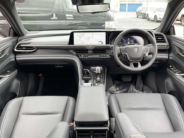 トヨタ クラウン エステート Z 道北・旭川 2025(令7)年 0.1千km ブラック /4WD//禁煙車//トヨタチームメイト//パノラマルーフ//純正ナビ /BT/USB/フルセグ/MiraCast//LDA/BSM/PCS/PDA/クリアランスソナー/RCTA/後方車両接近告知/RCD/PKSB/SEA/AVSP/RSA/LCA/FCTA/ACC/発進遅れ告知//黒レザーシート//前席シートヒーター＆クーラー//前席パワーシート//運転席メモリーシート//革巻きステアリング//ステアリングスイッチ//パドルシフト//デジタルインナーミラー//LEDヘッドライトヘッド//ナノイーX//オートライト//オートマチックハイビーム//ヘットライトウォッシャー//ハンズフリーパワーバックドア//ETC2.0//オートリトラミラー//ニーエアバック//置くだけ充電//トノカバー//ルーフレール//AC100//純正フロアマット