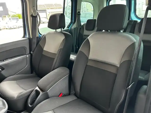 ルノー カングー ゼン 富山県 2020(令2)年 4.9万km 青 社外SSDナビ/フルセグTV/AM/FMラジオ/Bluetooth接続/バックカメラ/ETC/前ドラレコ/オートエアコン/フォグランプ/両側スライドドア/後部座席簡易テーブル/ABS/横滑り防止