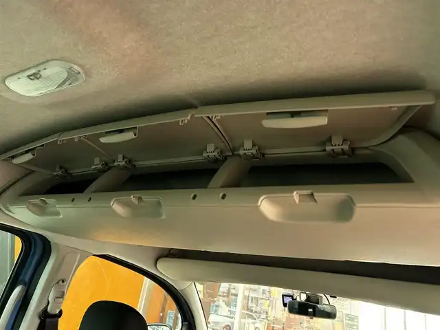 ルノー カングー ゼン 富山県 2020(令2)年 4.9万km 青 社外SSDナビ/フルセグTV/AM/FMラジオ/Bluetooth接続/バックカメラ/ETC/前ドラレコ/オートエアコン/フォグランプ/両側スライドドア/後部座席簡易テーブル/ABS/横滑り防止