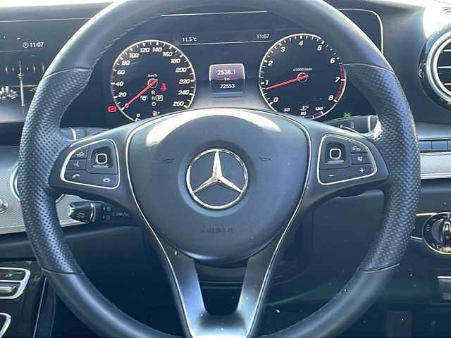 メルセデス・ベンツ Ｅ２００ 4マチック アバンギャルド 福島県 2018(平30)年 7.3万km ポーラホワイト 純ナビ　全方位Ｃ　ＢＳＭ　ＢＴ　フルセグ　電子Ｐ　前席シートヒーター　前席Ｐシート　電動トランクゲート　追従クルコン　ブルメスタースピーカー　純正パフュームアトマイザー　ＥＴＣ　黒革シート　スペアキー