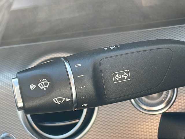 メルセデス・ベンツ Ｅ２００ 4マチック アバンギャルド 福島県 2018(平30)年 7.3万km ポーラホワイト 純ナビ　全方位Ｃ　ＢＳＭ　ＢＴ　フルセグ　電子Ｐ　前席シートヒーター　前席Ｐシート　電動トランクゲート　追従クルコン　ブルメスタースピーカー　純正パフュームアトマイザー　ＥＴＣ　黒革シート　スペアキー