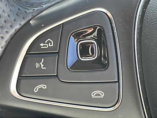 メルセデス・ベンツ Ｅ２００ 4マチック アバンギャルド 福島県 2018(平30)年 7.3万km ポーラホワイト 純ナビ　全方位Ｃ　ＢＳＭ　ＢＴ　フルセグ　電子Ｐ　前席シートヒーター　前席Ｐシート　電動トランクゲート　追従クルコン　ブルメスタースピーカー　純正パフュームアトマイザー　ＥＴＣ　黒革シート　スペアキー