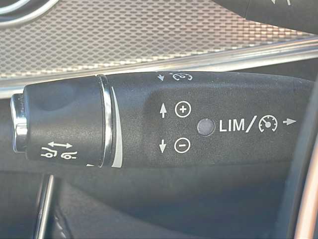 メルセデス・ベンツ Ｅ２００ 4マチック アバンギャルド 福島県 2018(平30)年 7.3万km ポーラホワイト 純ナビ　全方位Ｃ　ＢＳＭ　ＢＴ　フルセグ　電子Ｐ　前席シートヒーター　前席Ｐシート　電動トランクゲート　追従クルコン　ブルメスタースピーカー　純正パフュームアトマイザー　ＥＴＣ　黒革シート　スペアキー