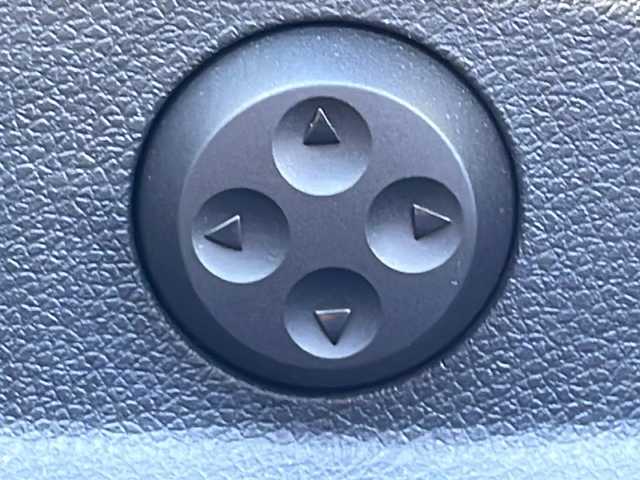 メルセデス・ベンツ Ｅ２００ 4マチック アバンギャルド 福島県 2018(平30)年 7.3万km ポーラホワイト 純ナビ　全方位Ｃ　ＢＳＭ　ＢＴ　フルセグ　電子Ｐ　前席シートヒーター　前席Ｐシート　電動トランクゲート　追従クルコン　ブルメスタースピーカー　純正パフュームアトマイザー　ＥＴＣ　黒革シート　スペアキー