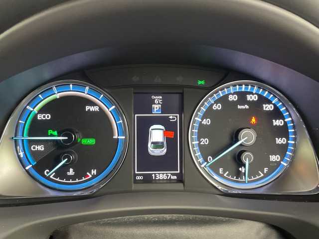 トヨタ ハリアー ハイブリッド プレミアム 道央・札幌 2014(平26)年 1.4万km ダークブラウンM ・4WD / エアロ（フロント/サイド/リア）/・純正9インチSDナビ/・CD/DVD/SD/Bluetooth接続/・バックカメラ/・トヨタセーフティセンス/・プリクラッシュセーフティ/・レーダークルーズコントロール/・・レザーシート/シートヒーター/・パワーシート/シートポジションメモリー/・レーンキープアシスト/・LEDオートライト/オートマチックハイビーム/・パワーバックドア/AC100V電源/・前方ドライブレコーダー/・ビルトインETC/MTモード付AT/・純正フロアマット/ドアバイザー/オートリトラミラー