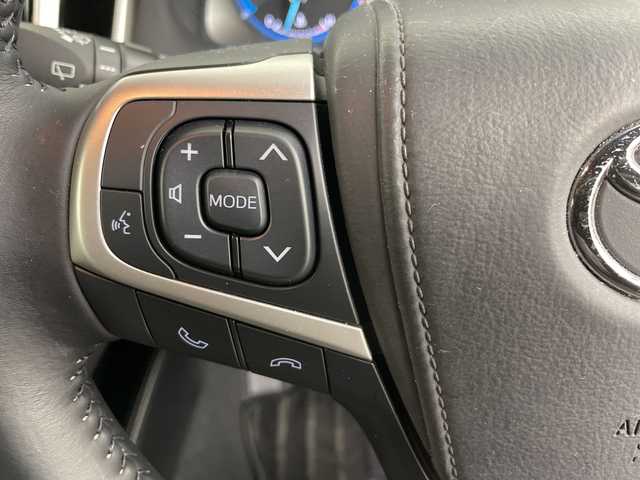 トヨタ ハリアー ハイブリッド プレミアム 道央・札幌 2014(平26)年 1.4万km ダークブラウンM ・4WD / エアロ（フロント/サイド/リア）/・純正9インチSDナビ/・CD/DVD/SD/Bluetooth接続/・バックカメラ/・トヨタセーフティセンス/・プリクラッシュセーフティ/・レーダークルーズコントロール/・・レザーシート/シートヒーター/・パワーシート/シートポジションメモリー/・レーンキープアシスト/・LEDオートライト/オートマチックハイビーム/・パワーバックドア/AC100V電源/・前方ドライブレコーダー/・ビルトインETC/MTモード付AT/・純正フロアマット/ドアバイザー/オートリトラミラー