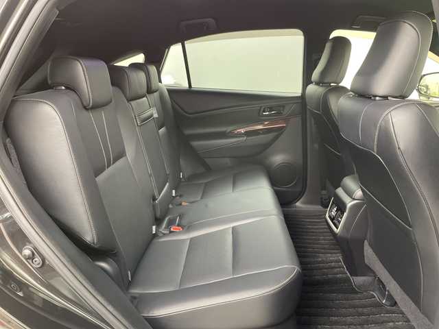 トヨタ ハリアー ハイブリッド プレミアム 道央・札幌 2014(平26)年 1.4万km ダークブラウンM ・4WD / エアロ（フロント/サイド/リア）/・純正9インチSDナビ/・CD/DVD/SD/Bluetooth接続/・バックカメラ/・トヨタセーフティセンス/・プリクラッシュセーフティ/・レーダークルーズコントロール/・・レザーシート/シートヒーター/・パワーシート/シートポジションメモリー/・レーンキープアシスト/・LEDオートライト/オートマチックハイビーム/・パワーバックドア/AC100V電源/・前方ドライブレコーダー/・ビルトインETC/MTモード付AT/・純正フロアマット/ドアバイザー/オートリトラミラー