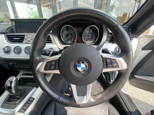ＢＭＷ Ｚ４ sDrive20i ハイライン 福岡県 2012(平24)年 4.6万km アルピンホワイトⅢ ・純正HDDナビ/USB/Bluetooth/CD/DVD/・バックカメラ/・シートヒーター/・社外ドライブレコーダー/・ETC/・純正18AW/・プッシュスタート/・リモコンキー/・スペアキー/・オートライト/・保証書/・取扱説明書/・記録簿