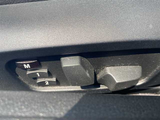 ＢＭＷ Ｚ４ sDrive20i ハイライン 福岡県 2012(平24)年 4.6万km アルピンホワイトⅢ ・純正HDDナビ/USB/Bluetooth/CD/DVD/・バックカメラ/・シートヒーター/・社外ドライブレコーダー/・ETC/・純正18AW/・プッシュスタート/・リモコンキー/・スペアキー/・オートライト/・保証書/・取扱説明書/・記録簿