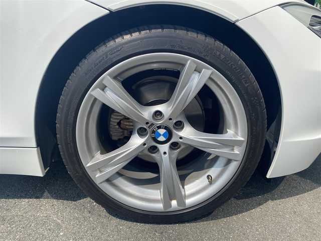 ＢＭＷ Ｚ４ sDrive20i ハイライン 福岡県 2012(平24)年 4.6万km アルピンホワイトⅢ ・純正HDDナビ/USB/Bluetooth/CD/DVD/・バックカメラ/・シートヒーター/・社外ドライブレコーダー/・ETC/・純正18AW/・プッシュスタート/・リモコンキー/・スペアキー/・オートライト/・保証書/・取扱説明書/・記録簿
