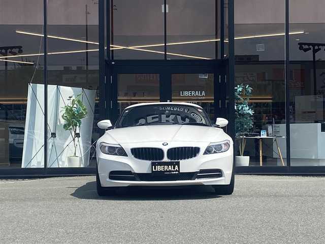 ＢＭＷ Ｚ４ sDrive20i ハイライン 福岡県 2012(平24)年 4.6万km アルピンホワイトⅢ ・純正HDDナビ/USB/Bluetooth/CD/DVD/・バックカメラ/・シートヒーター/・社外ドライブレコーダー/・ETC/・純正18AW/・プッシュスタート/・リモコンキー/・スペアキー/・オートライト/・保証書/・取扱説明書/・記録簿