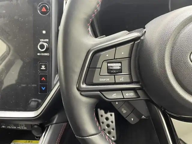 スバル レヴォーグ 兵庫県 2023(令5)年 1.3万km セラミックホワイト 純正メモリナビ(Bluetooth/フルセグ/applecarplay)/全方位カメラ/追従型クルーズコントロール/ドライブレコーダー/パワーバックドア/純正18インチアルミホイール/シートヒーター/パワーシート/メモリーシート/アイサイト/電子パーキングブレーキ/デジタルインナーミラー/LEDヘッドライト/LEDフォグライト/オートライト/オートマチックハイビーム/純正フロアマット