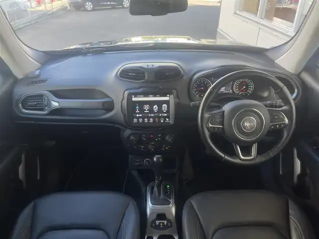 クライスラー・ジープ ジープ レネゲード リミテッド 山梨県 2021(令3)年 3.6万km グレー 黒革/シートヒーター /パワーシート/ステアリングヒーター/純正ナビ/バックカメラ/Bluetooth/TV/ACC/パークセンス/レーンセンス/ブラインドスポット/LEDヘッドライト/ETC/純正17インチAW/BARKLEY HARDROCK AW付ブロックタイヤ積込