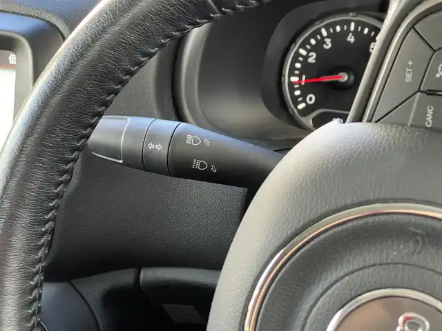 クライスラー・ジープ ジープ レネゲード リミテッド 山梨県 2021(令3)年 3.6万km グレー 黒革/シートヒーター /パワーシート/ステアリングヒーター/純正ナビ/バックカメラ/Bluetooth/TV/ACC/パークセンス/レーンセンス/ブラインドスポット/LEDヘッドライト/ETC/純正17インチAW/BARKLEY HARDROCK AW付ブロックタイヤ積込