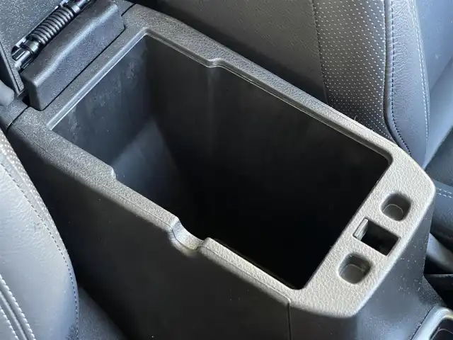 クライスラー・ジープ ジープ レネゲード リミテッド 山梨県 2021(令3)年 3.6万km グレー 黒革/シートヒーター /パワーシート/ステアリングヒーター/純正ナビ/バックカメラ/Bluetooth/TV/ACC/パークセンス/レーンセンス/ブラインドスポット/LEDヘッドライト/ETC/純正17インチAW/BARKLEY HARDROCK AW付ブロックタイヤ積込