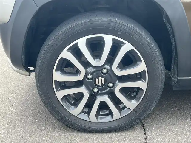 スズキ ハスラー Jスタイル Ⅲ 秋田県 2018(平30)年 4.7万km ブレイブカーキパール/スチールシルバー ４WD/衝突軽減システム/純正SDナビ（DVD/CD/BT）/フルセグ/全方位モニター/スズキ純正15インチアルミ（夏タイヤ装着）/スマートキー/アイドリングストップ/プッシュスタート/レーンキープアシスト/ダウンヒルアシストコントロール/ステアリングスイッチ/前席シートヒーター/ビルトインETC/ルーフレール/純正フロアマット/純正ドアバイザー/オートライト/オートエアコン/パワーステアリング/パワーウィンドウ/横滑り防止/盗難防止装置/寒冷地仕様/電動格納ウィンカーミラー/保証書/取扱説明書/記録簿/スペアキー×１