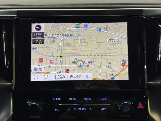 トヨタ アルファード S タイプゴールド 三重県 2020(令2)年 2.4万km スパークリングブラックパールクリスタルシャイン ガソリン/FF/MTモード付インパネCVT/純正 9インチディスプレイオーディオ（ナビ搭載）/（AM/FM/CD/DVD*/USB/iPod/Bluetooth/TV*/Miracast/AppleCarPlay/AndroidAuto）/12.1インチ 後席モニター V12T-R68C/モデリスタエアロ（F/S/R下）、スポーツマフラー、20inch×8.5J＋40 アルミホイール/バックガイドモニター/両側パワースライドドア/ドライブレコーダー 前方/ETC/Toyota Safety Sense/●プリクラッシュセーフティ/●レーントレーシングアシスト/●レーダークルコン/●ロードサインアシスト/●アダプティブハイビームシステム/・先行車発進告知機能/・クリアランスソナー/・パーキングサポートブレーキ（前後静止物）/・など/装備/3眼LEDヘッドランプ（専用加飾）/・ハーフレザーシート/・左右＆後席独立オートエアコン/・パワーバックドア/・オットマンシート（2nd）/・AC100Vコンセント（100W）/・ステアリングスイッチ/・電子パーキングブレーキ＆ブレーキホールド/・オートライト/・純正18inAW/・保/・スマートキーx1/など