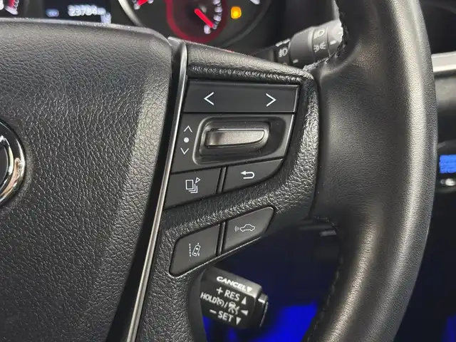 トヨタ アルファード S タイプゴールド 三重県 2020(令2)年 2.4万km スパークリングブラックパールクリスタルシャイン ガソリン/FF/MTモード付インパネCVT/純正 9インチディスプレイオーディオ（ナビ搭載）/（AM/FM/CD/DVD*/USB/iPod/Bluetooth/TV*/Miracast/AppleCarPlay/AndroidAuto）/12.1インチ 後席モニター V12T-R68C/モデリスタエアロ（F/S/R下）、スポーツマフラー、20inch×8.5J＋40 アルミホイール/バックガイドモニター/両側パワースライドドア/ドライブレコーダー 前方/ETC/Toyota Safety Sense/●プリクラッシュセーフティ/●レーントレーシングアシスト/●レーダークルコン/●ロードサインアシスト/●アダプティブハイビームシステム/・先行車発進告知機能/・クリアランスソナー/・パーキングサポートブレーキ（前後静止物）/・など/装備/3眼LEDヘッドランプ（専用加飾）/・ハーフレザーシート/・左右＆後席独立オートエアコン/・パワーバックドア/・オットマンシート（2nd）/・AC100Vコンセント（100W）/・ステアリングスイッチ/・電子パーキングブレーキ＆ブレーキホールド/・オートライト/・純正18inAW/・保/・スマートキーx1/など