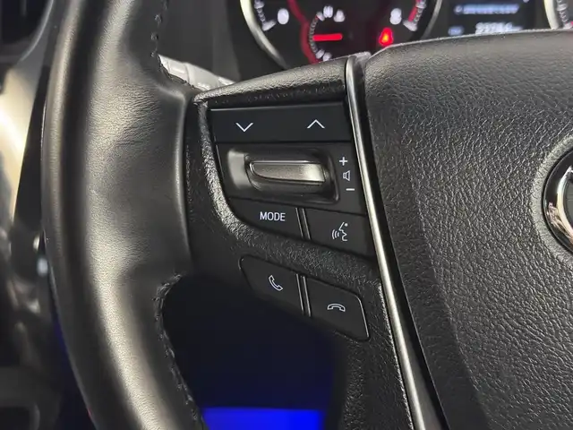 トヨタ アルファード S タイプゴールド 三重県 2020(令2)年 2.4万km スパークリングブラックパールクリスタルシャイン ガソリン/FF/MTモード付インパネCVT/純正 9インチディスプレイオーディオ（ナビ搭載）/（AM/FM/CD/DVD*/USB/iPod/Bluetooth/TV*/Miracast/AppleCarPlay/AndroidAuto）/12.1インチ 後席モニター V12T-R68C/モデリスタエアロ（F/S/R下）、スポーツマフラー、20inch×8.5J＋40 アルミホイール/バックガイドモニター/両側パワースライドドア/ドライブレコーダー 前方/ETC/Toyota Safety Sense/●プリクラッシュセーフティ/●レーントレーシングアシスト/●レーダークルコン/●ロードサインアシスト/●アダプティブハイビームシステム/・先行車発進告知機能/・クリアランスソナー/・パーキングサポートブレーキ（前後静止物）/・など/装備/3眼LEDヘッドランプ（専用加飾）/・ハーフレザーシート/・左右＆後席独立オートエアコン/・パワーバックドア/・オットマンシート（2nd）/・AC100Vコンセント（100W）/・ステアリングスイッチ/・電子パーキングブレーキ＆ブレーキホールド/・オートライト/・純正18inAW/・保/・スマートキーx1/など