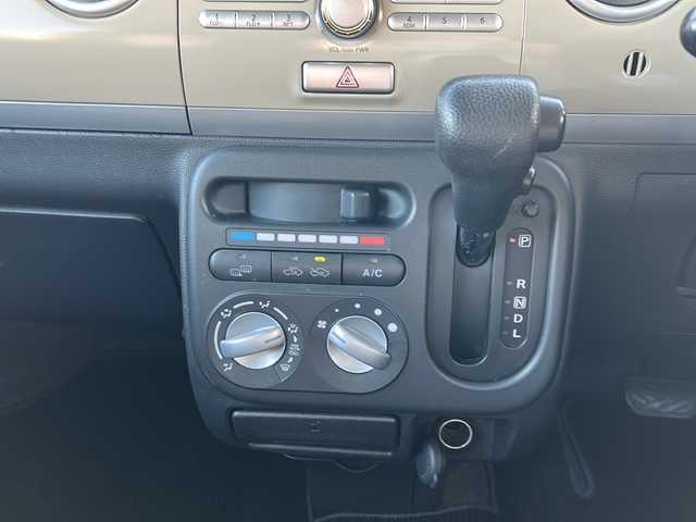 スズキ ラパン G 富山県 2011(平23)年 7.8万km マルーンブラウンパール 4WD/スマートキー/プッシュスタート/純正CDプレーヤー/シートヒーター/純正14インチAW/ドアバイザー/純正フロアマット/ヘッドライトレベライザー/社外AWスタッドレス車載(155/65R14)/保証書・取説・ナビ取説