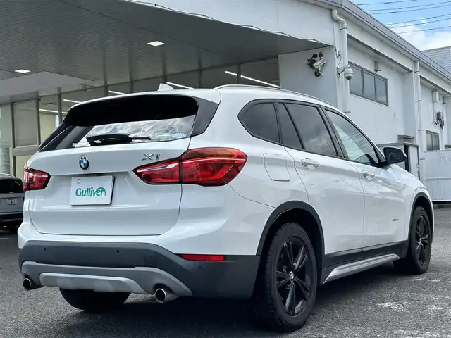 ＢＭＷ Ｘ１ xDrive 25i Xライン 岐阜県 2015(平27)年 2.2万km アルピンホワイトⅢ メーカーオプションナビ【CD/DVD、FM/AM、Bluetooth】/4WD/ドライブレコーダー/パワーシート/シートポジションメモリー/ハーフレザー/ヒルディセントコントロール/クルーズコントロール/コーナーセンサー/横滑り防止機能/衝突被害軽減ブレーキ/パワーバックドア/パーキングアシスト/アイドリングストップ機能/電動パーキングブレーキ/オールオートパワーウィンドウ/純正フロアマット/ハンズフリー