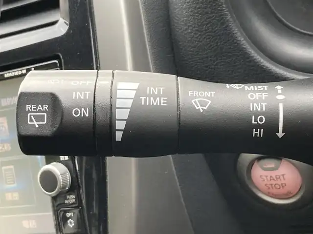日産 マーチ ニスモS 静岡県 2017(平29)年 9.2万km ブリリアントホワイトパール (株)IDOMが運営する【じしゃロン焼津店】の自社ローン専用車両になります。こちらは現金またはオートローンご利用時の価格です。自社ローンご希望の方は別途その旨お申付け下さい /純正ＳＤナビ/（フルセグＴＶ/Ｂｌｕｅｔｏｏｔｈ接続/ＣＤ/ＤＶＤ/ミュージックサーバー）/バックカメラ/ＥＴＣ/プッシュスタート＆スマートキー/ＨＩＤヘッドライト/オートライト/ヨコハマ　アドバンネオバ　AD08R