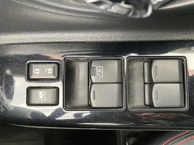 日産 マーチ ニスモS 静岡県 2017(平29)年 9.2万km ブリリアントホワイトパール (株)IDOMが運営する【じしゃロン焼津店】の自社ローン専用車両になります。こちらは現金またはオートローンご利用時の価格です。自社ローンご希望の方は別途その旨お申付け下さい /純正ＳＤナビ/（フルセグＴＶ/Ｂｌｕｅｔｏｏｔｈ接続/ＣＤ/ＤＶＤ/ミュージックサーバー）/バックカメラ/ＥＴＣ/プッシュスタート＆スマートキー/ＨＩＤヘッドライト/オートライト/ヨコハマ　アドバンネオバ　AD08R