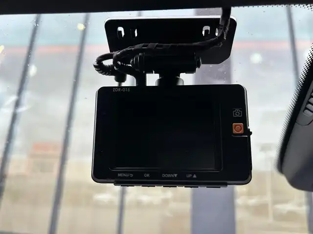 メルセデス・ベンツ ＧＬＡ２５０ 4マチック スポーツ 石川県 2014(平26)年 4.1万km コスモスブラック 4WD/純正ナビ/　Bluetooth・AM/FM・CD・USB/フルセグTV/バックカメラ/ETC/前後ドライブレコーダー/アダプティブクルーズコントロール/ブラインドスポットモニター/パワーシート（D席）/シートヒーター（D+N席）/シートメモリー/アンチロック・ブレーキ・システム/衝突被害軽減システム/横滑り防止装置/前後コーナーセンサー/盗難防止装置/パーキングアシスト/アイドリングストップ/エアバッグ（W+サイド）/カーテンエアバッグ/純正アルミホイール